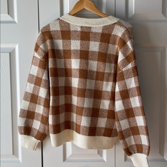 LOFT V-Neck Sweater in Brown and Cream Checkered - Picture 3 of 5